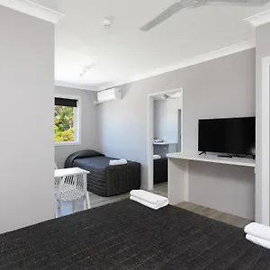 burleigh-gold-coast-motel-4220.queenslandhotels.net/